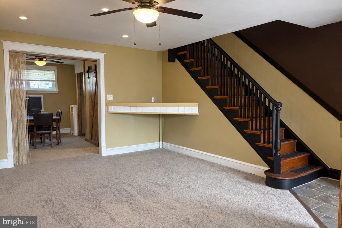227 N Linden Avenue photo 3