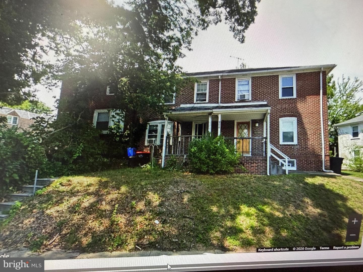 904 E 15th Street, Chester