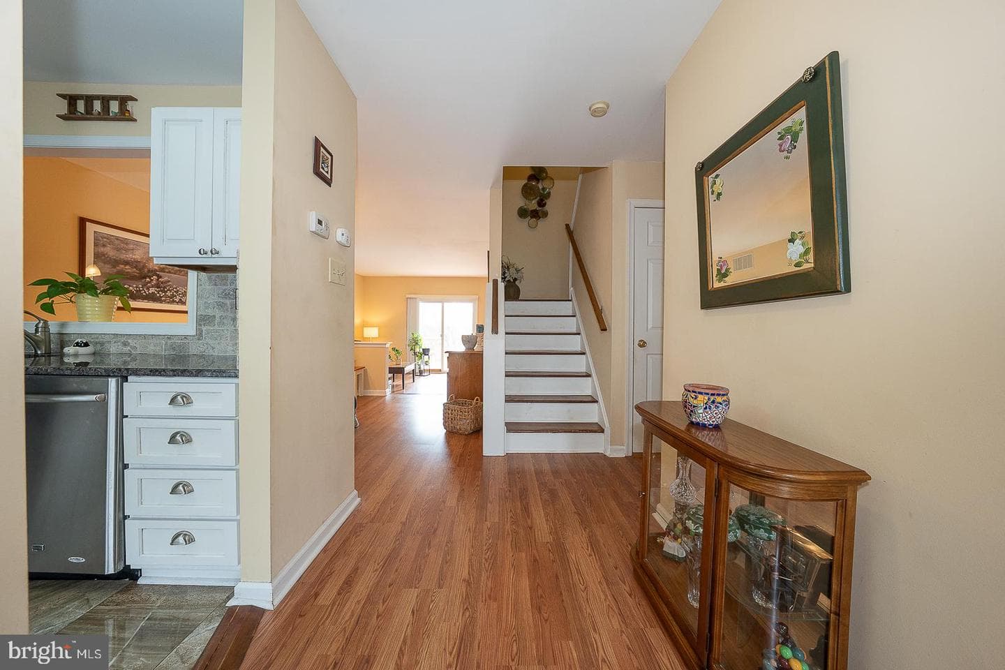 182 Nottingham Court photo 2