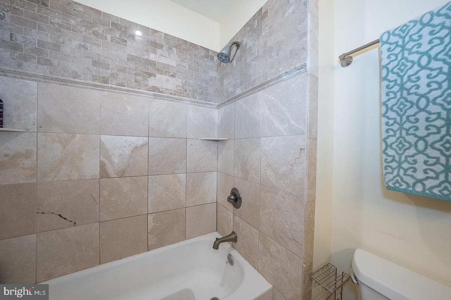 182 Nottingham Court photo 20