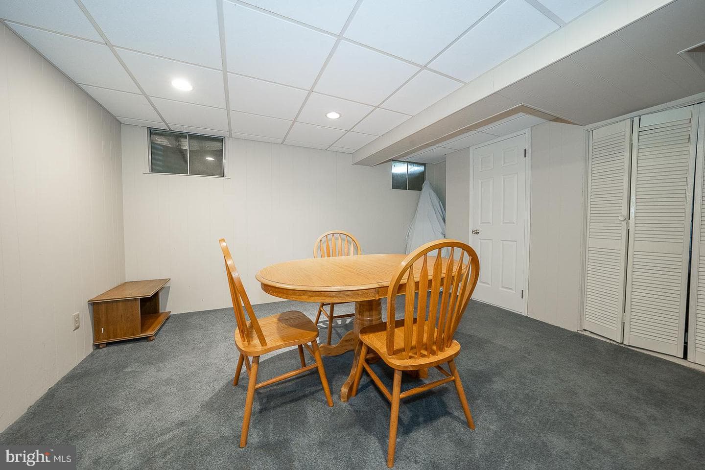 182 Nottingham Court photo 30