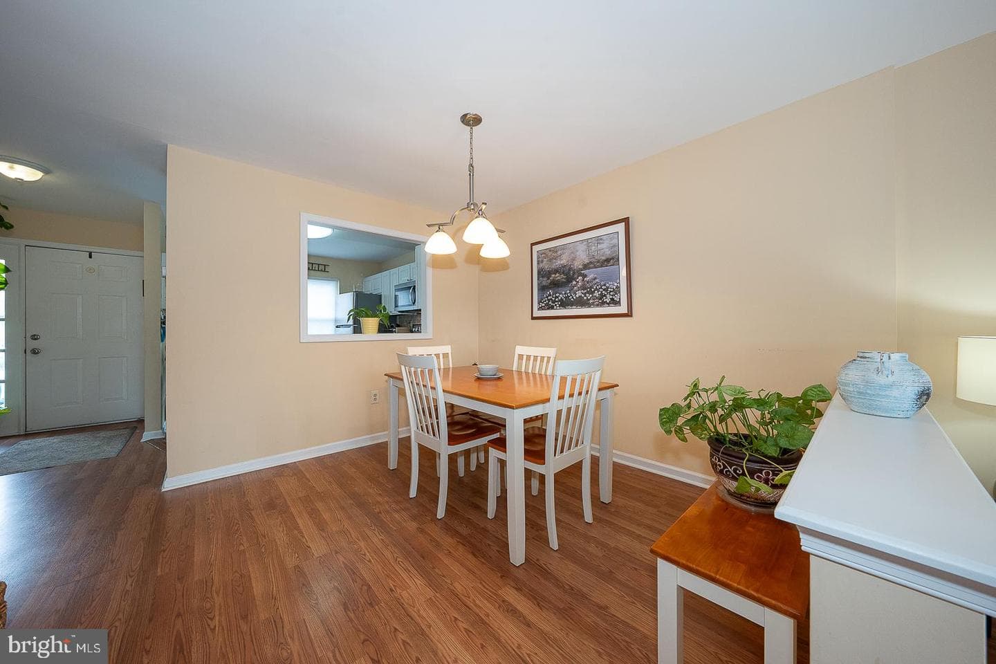 182 Nottingham Court photo 7