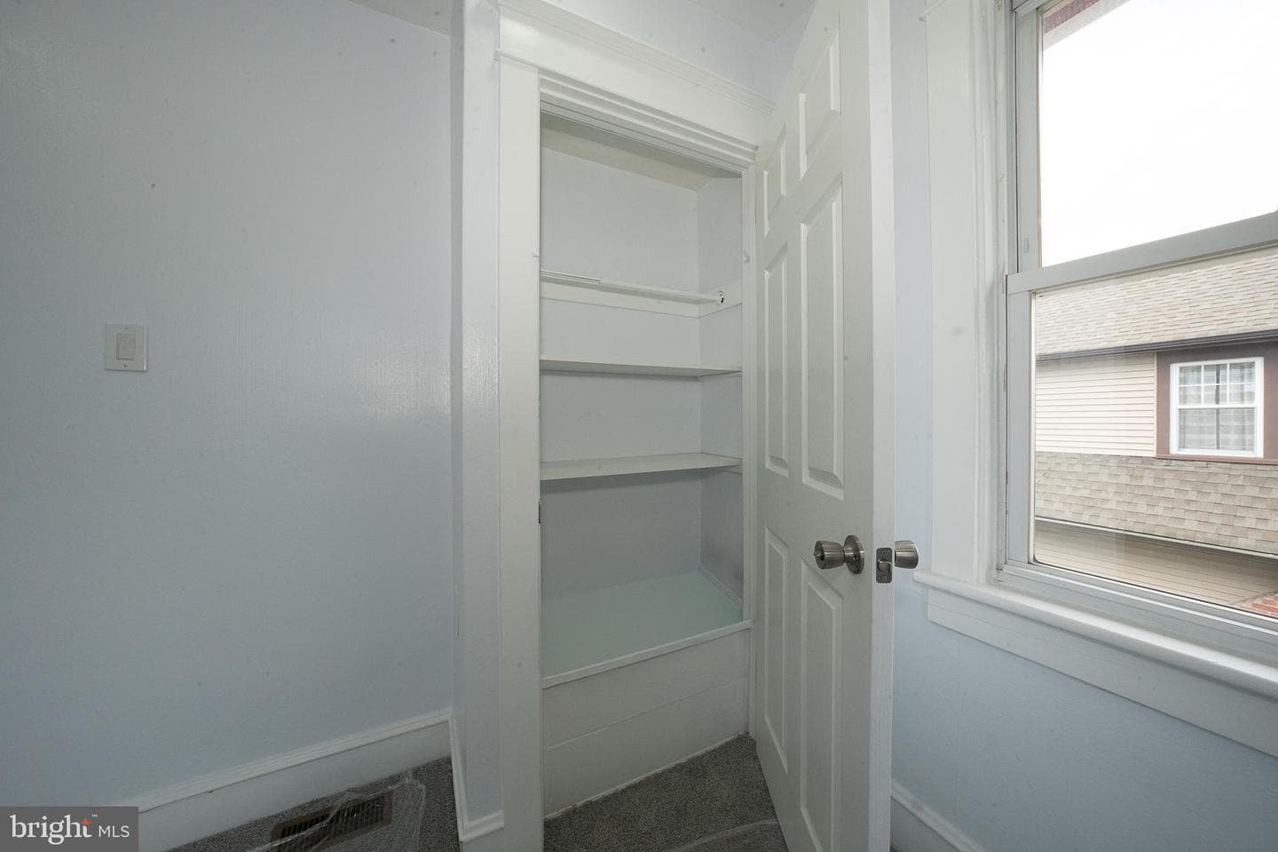 828 Mason Avenue photo 42