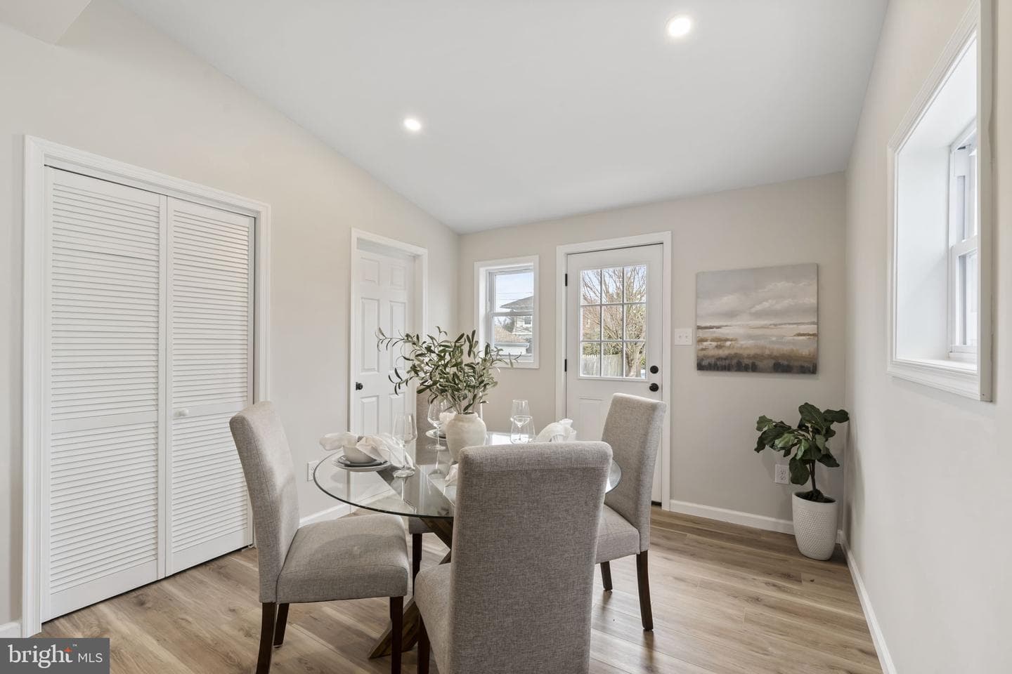 307 Edmonds Avenue photo 34