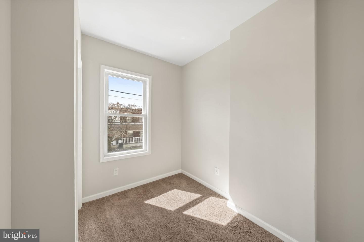 307 Edmonds Avenue photo 48