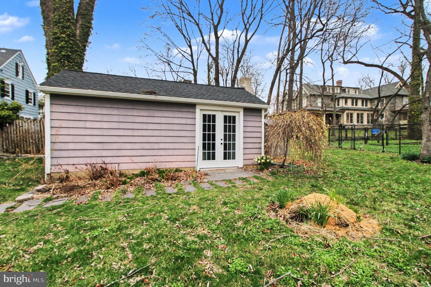 633 Walnut Lane photo 27