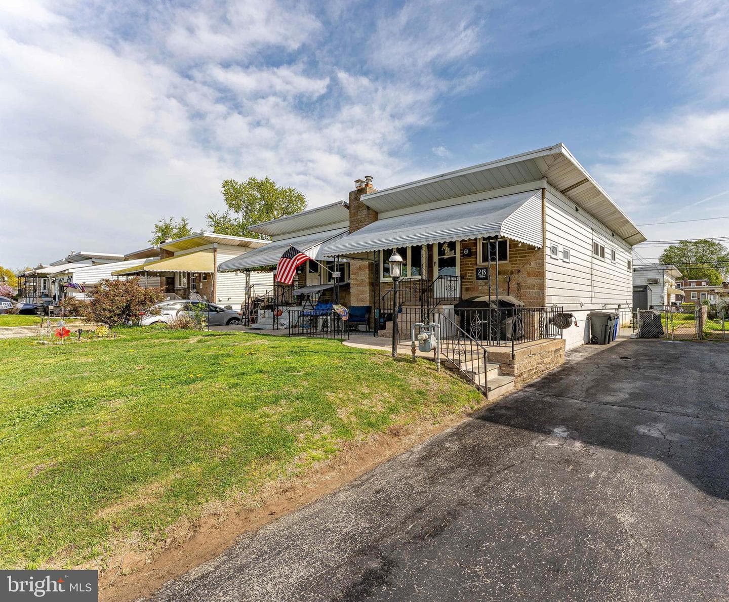218 Hoffman Road
