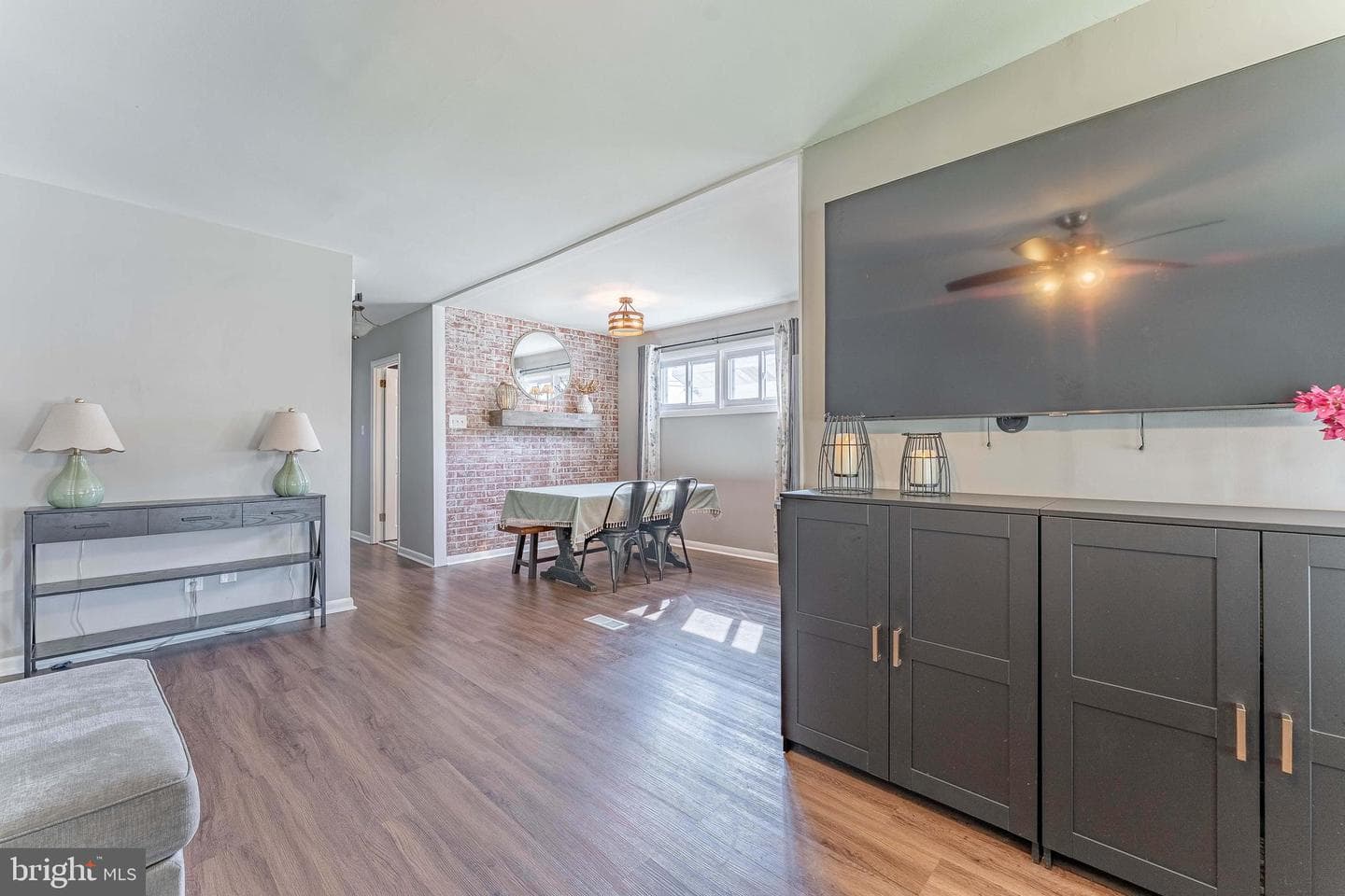 218 Hoffman Road photo 10