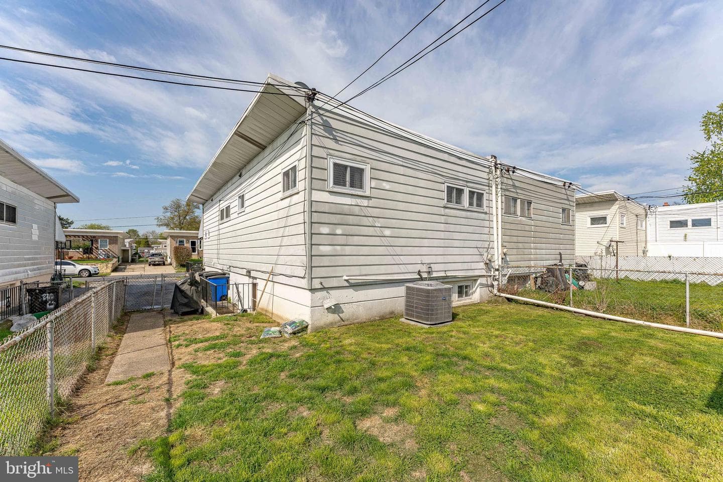 218 Hoffman Road photo 32