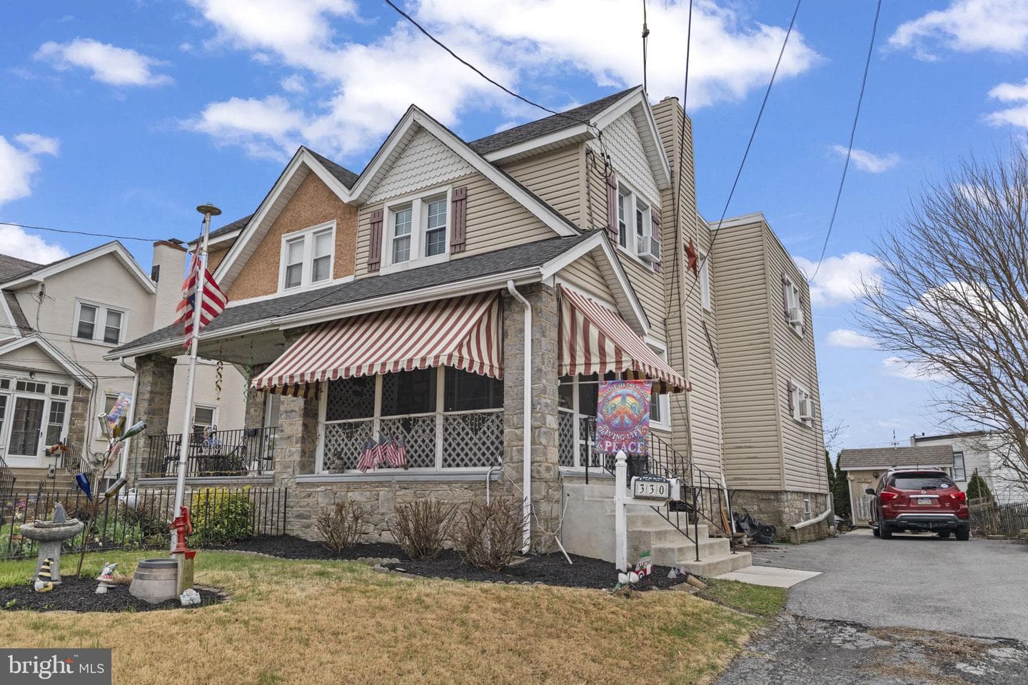 330 Burmont Road photo 4