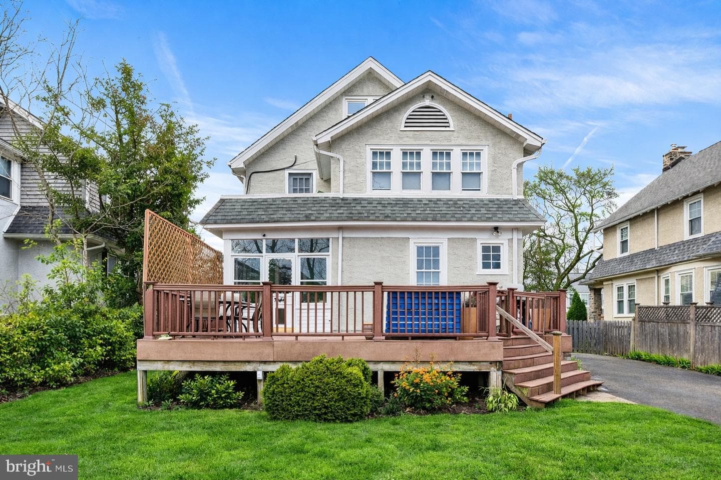 521 Strathmore Road photo 16