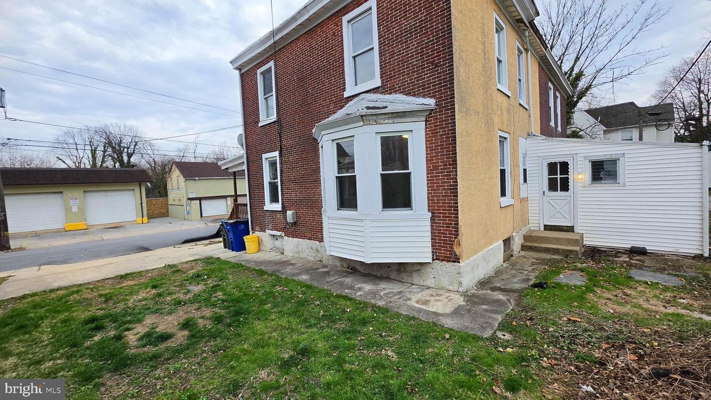 1112 Elmwood Avenue photo 17