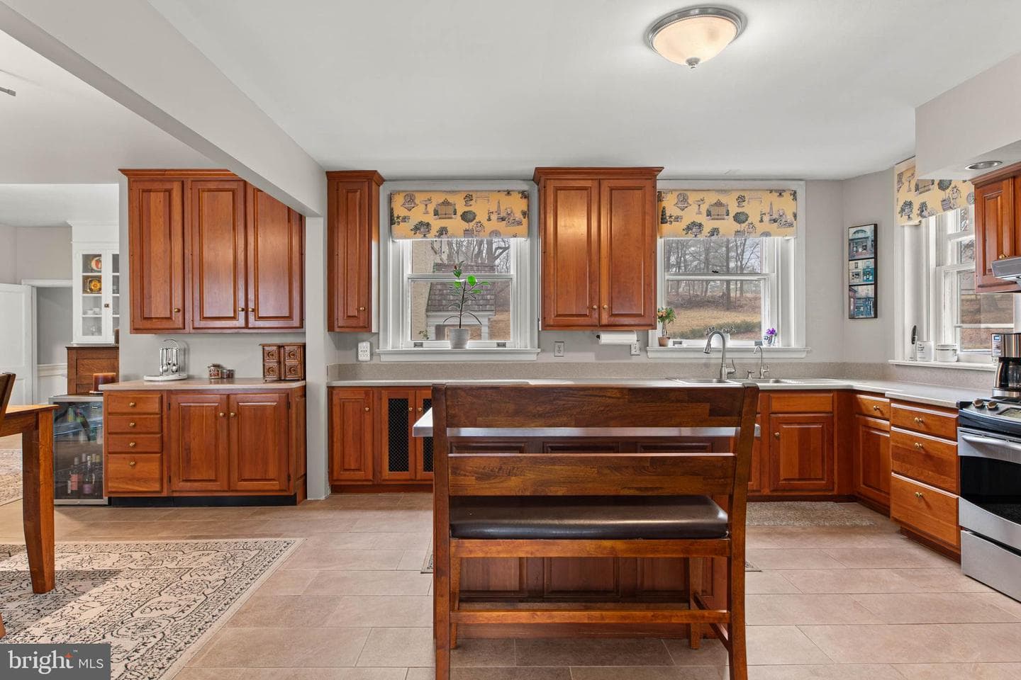 846 Maplewood Road photo 15