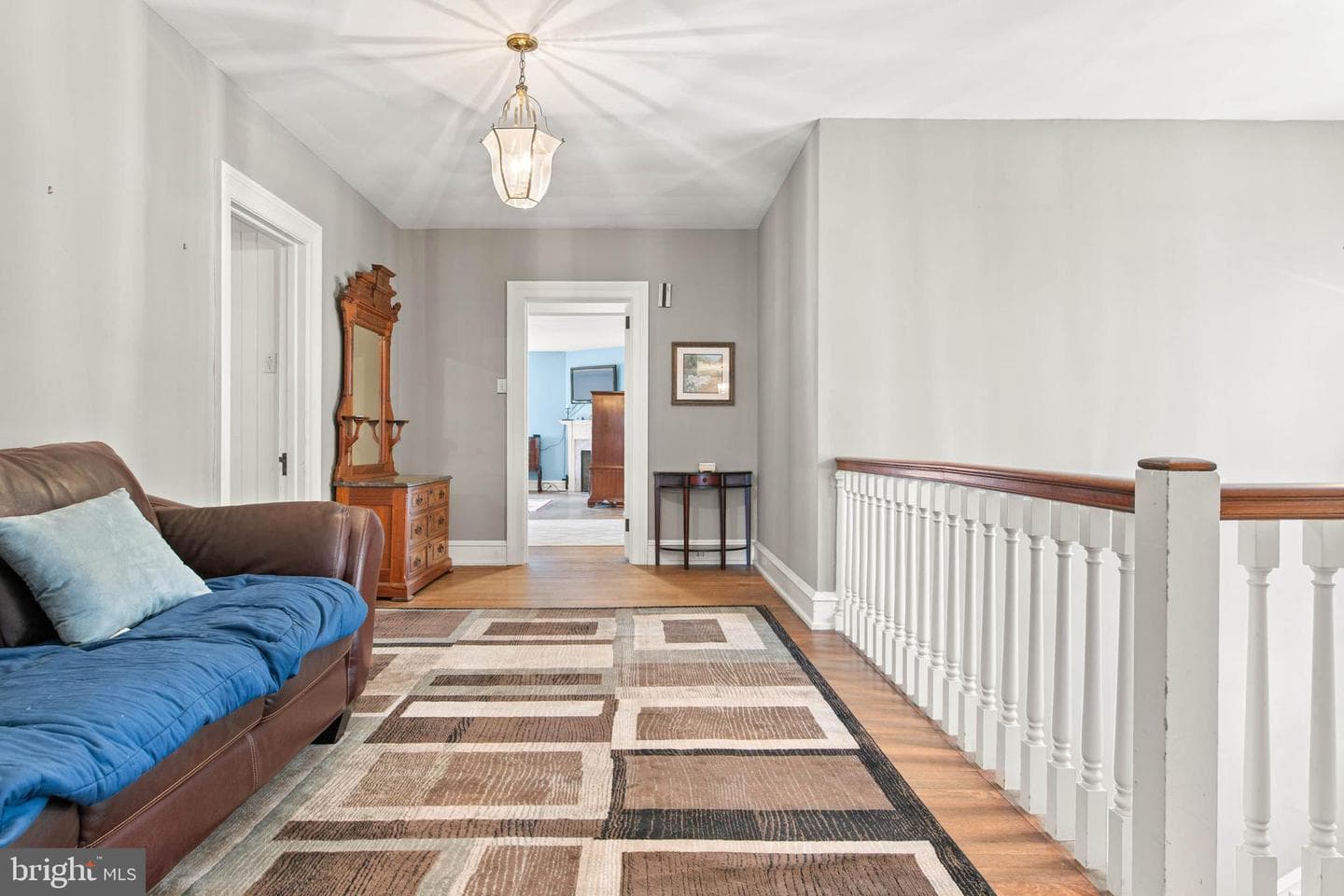 846 Maplewood Road photo 28