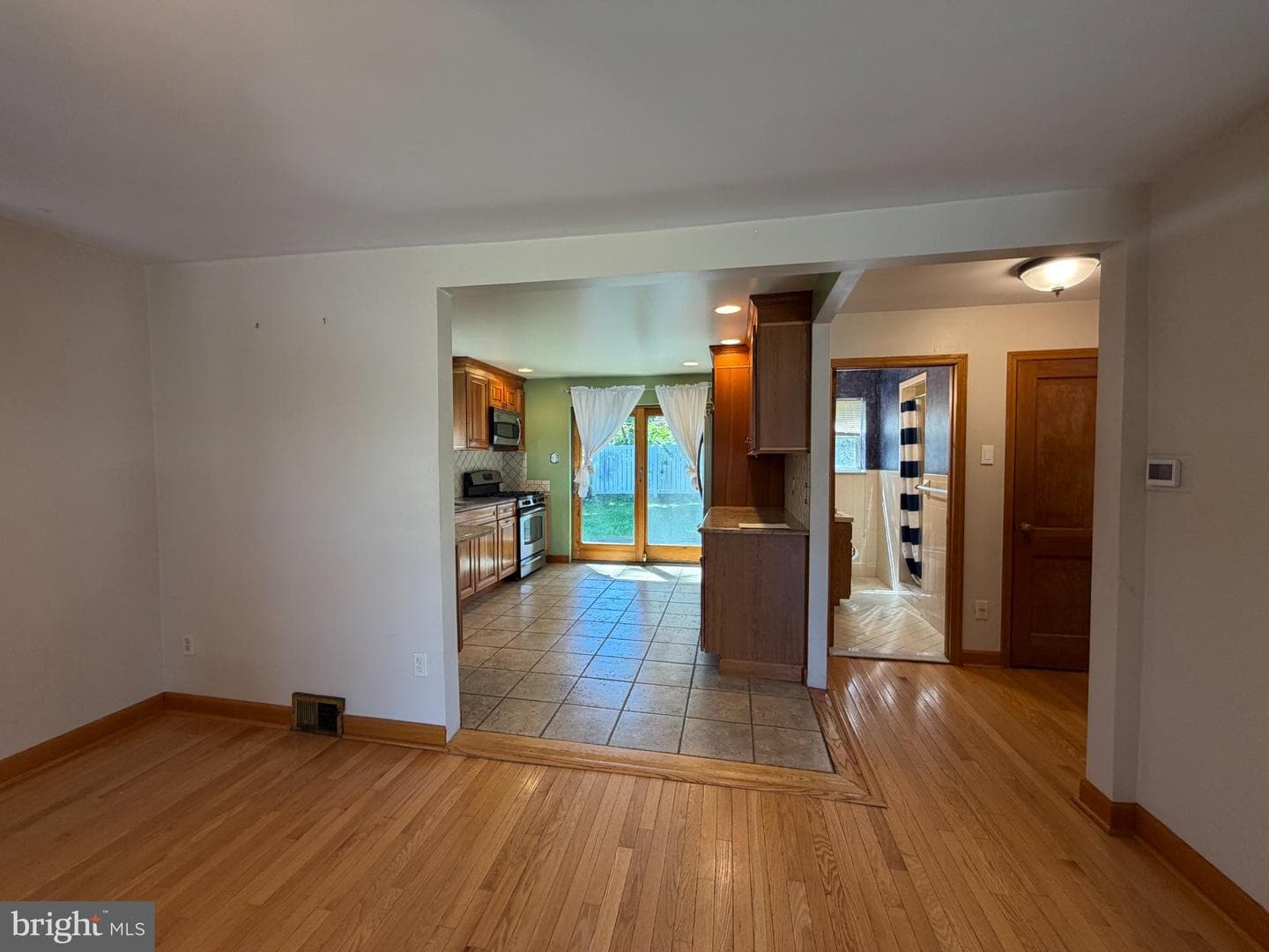 106 Harrison Avenue photo 13
