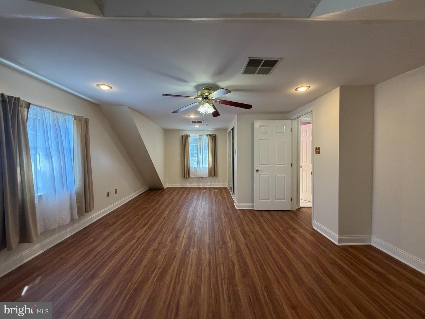 106 Harrison Avenue photo 16