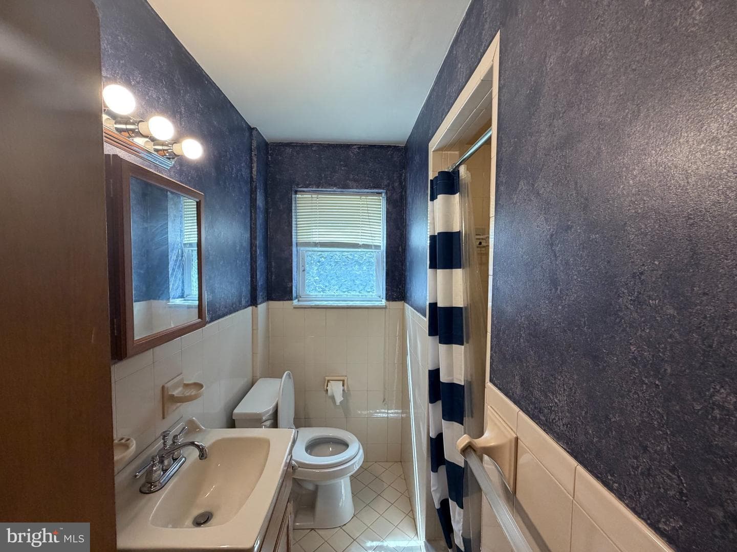 106 Harrison Avenue photo 38