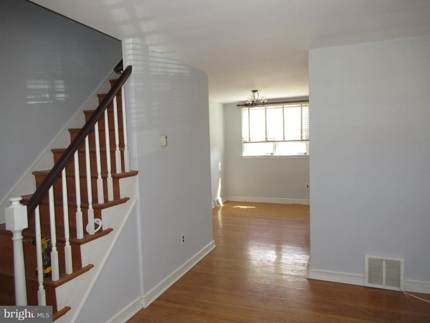 654 Beech Avenue photo 4