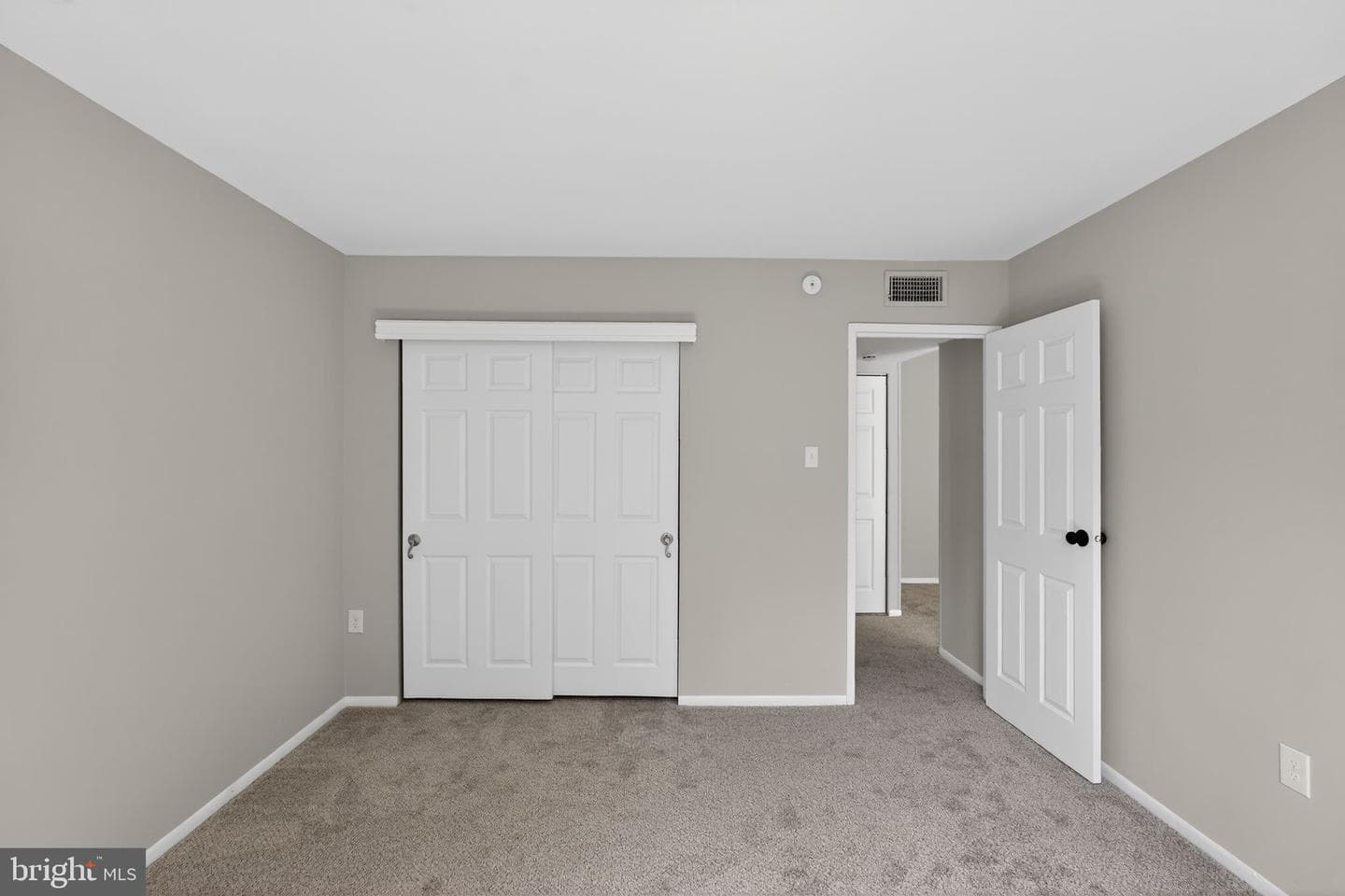 280 Bridgewater Road photo 8