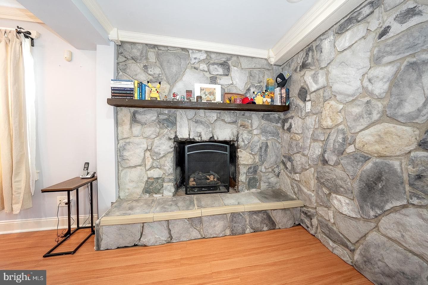 240 Wadas Avenue photo 10