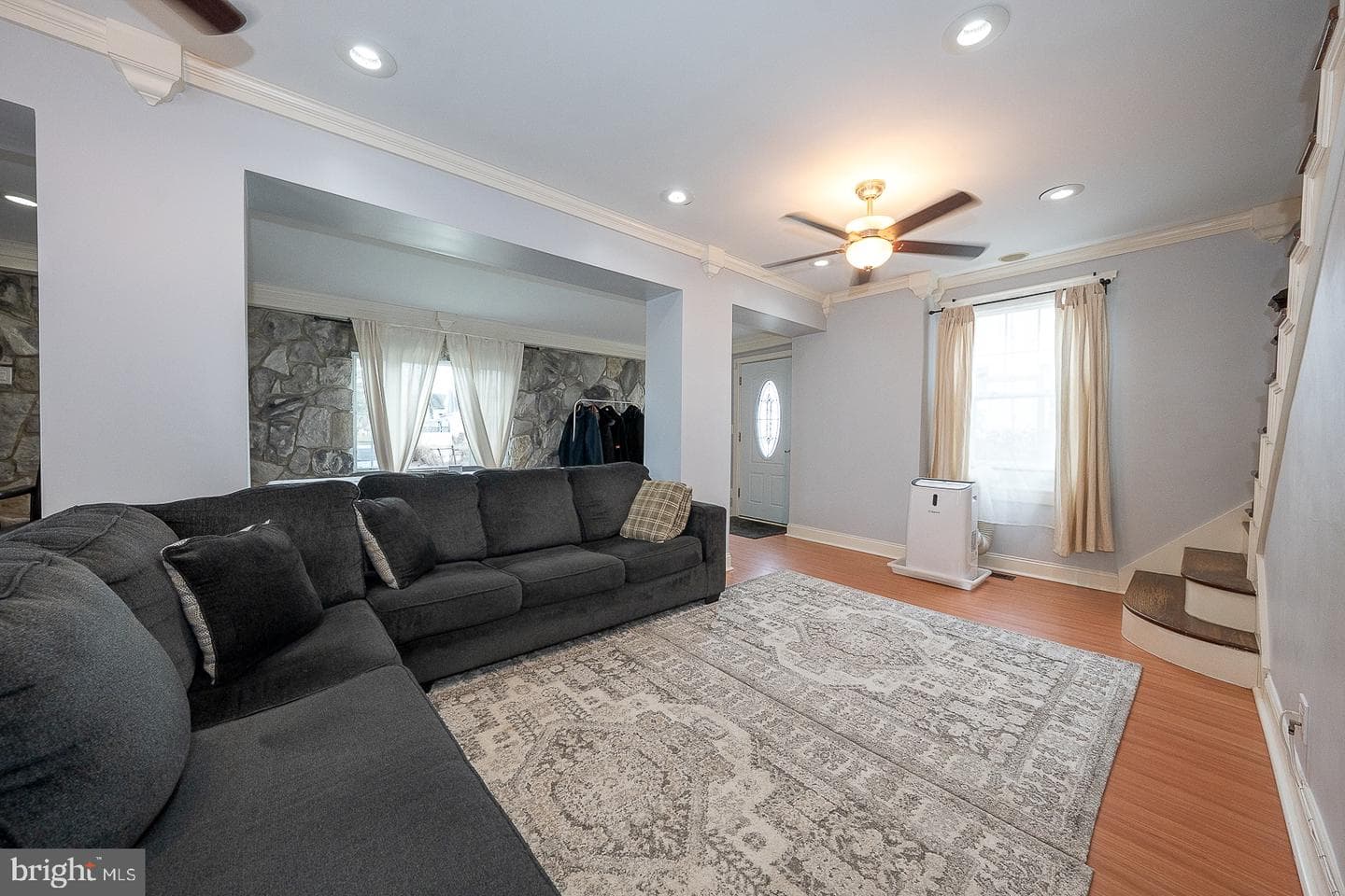 240 Wadas Avenue photo 13