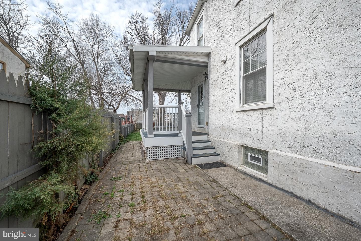 240 Wadas Avenue photo 58
