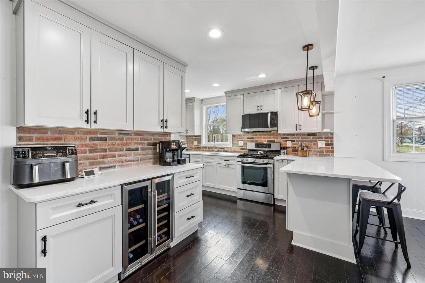 3408 Washington Avenue photo 7