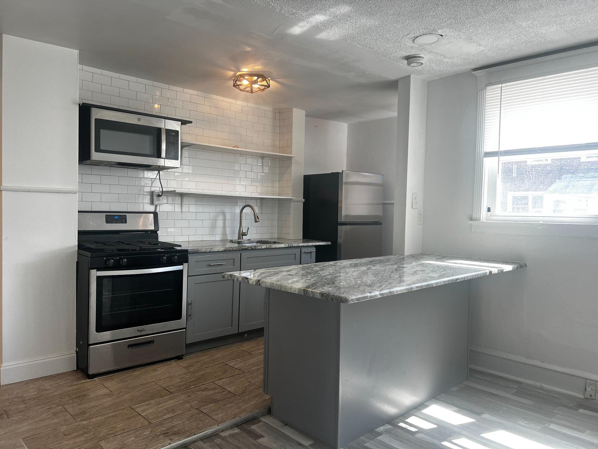 7056 Aberdeen Road photo 1