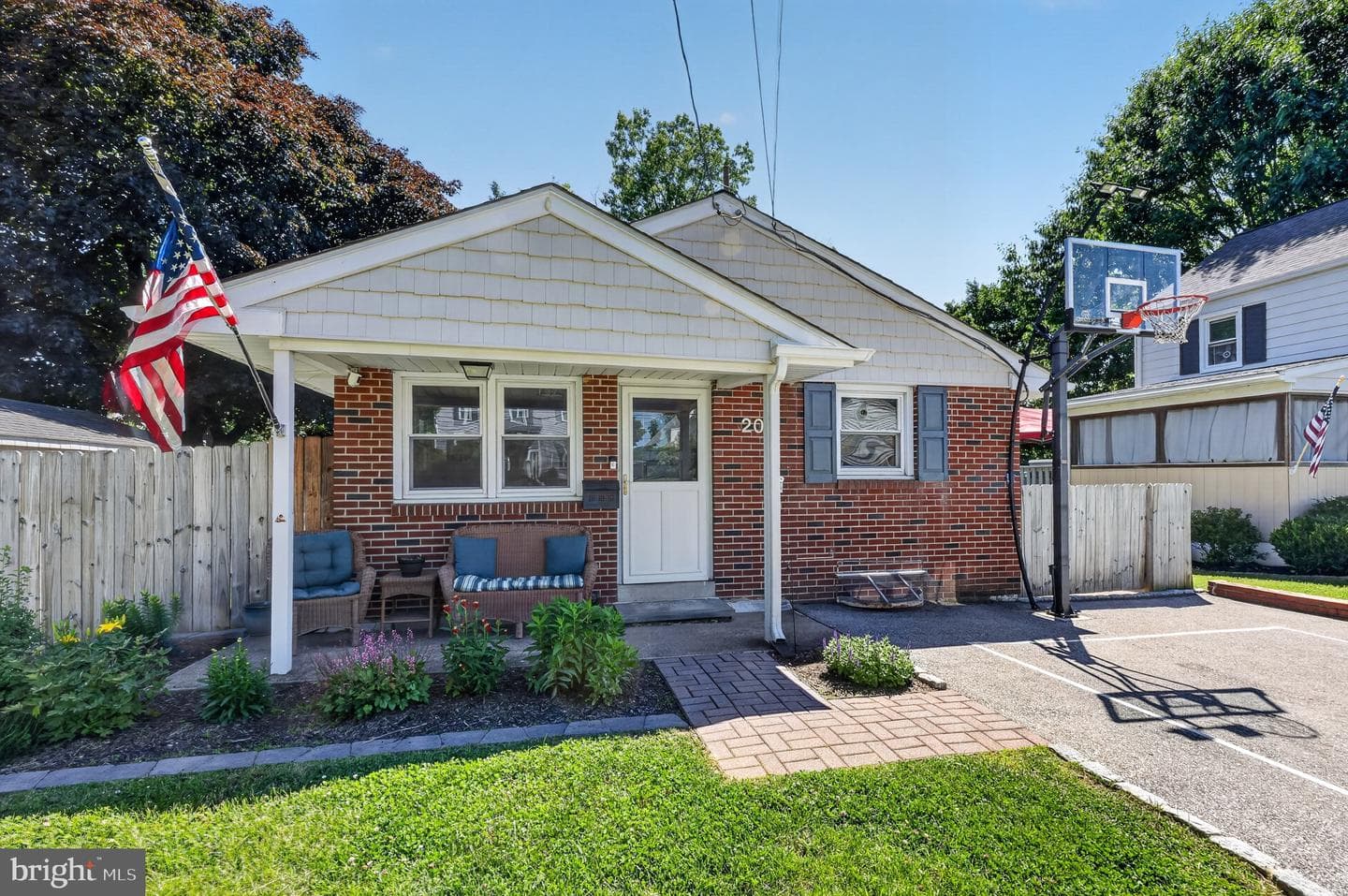 20 Cedar Road photo 3