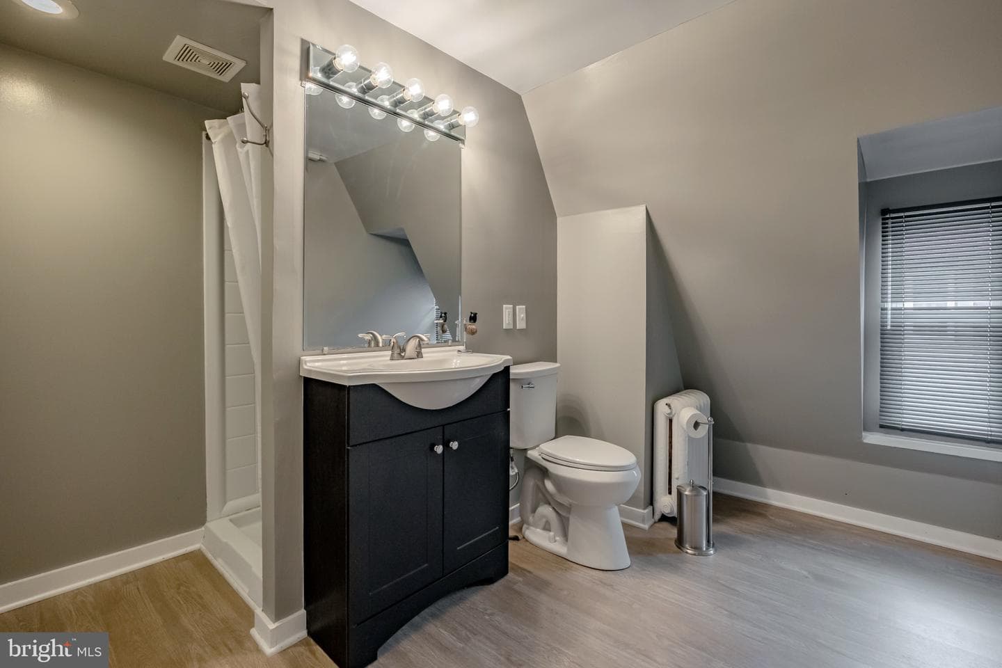 618 Georges Lane photo 27