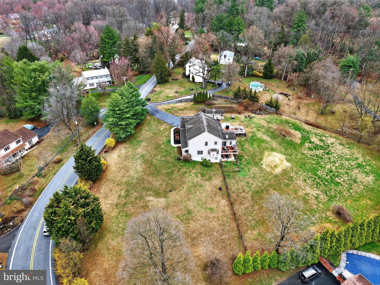 367 Mount Alverno Road photo 25