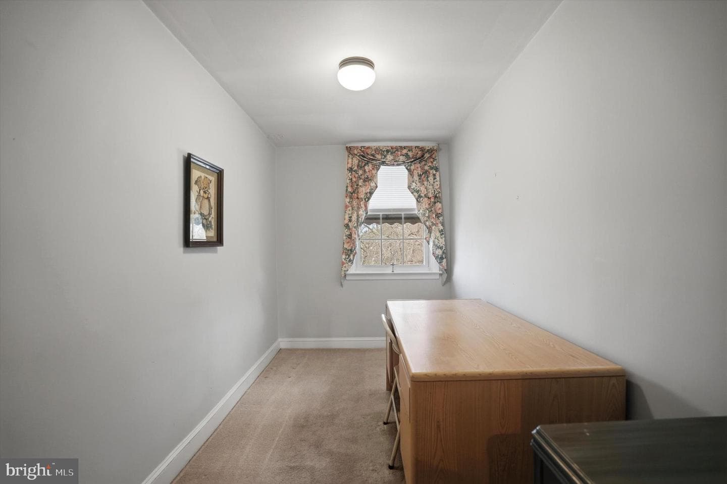 2430 Stoneybrook Lane photo 9