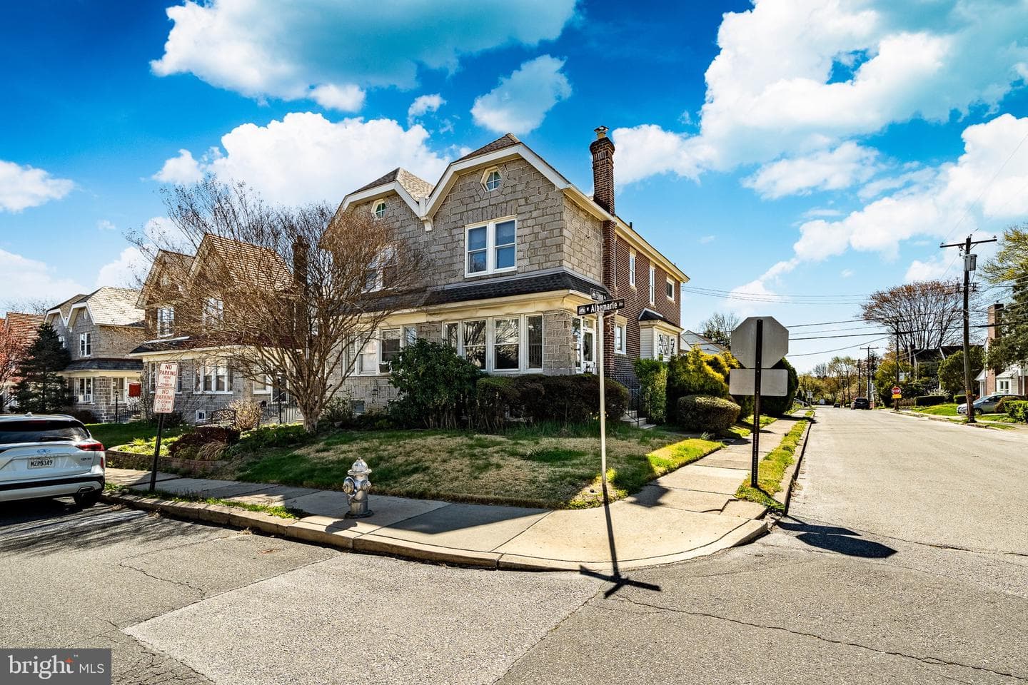 220 W Albemarle Avenue photo 3