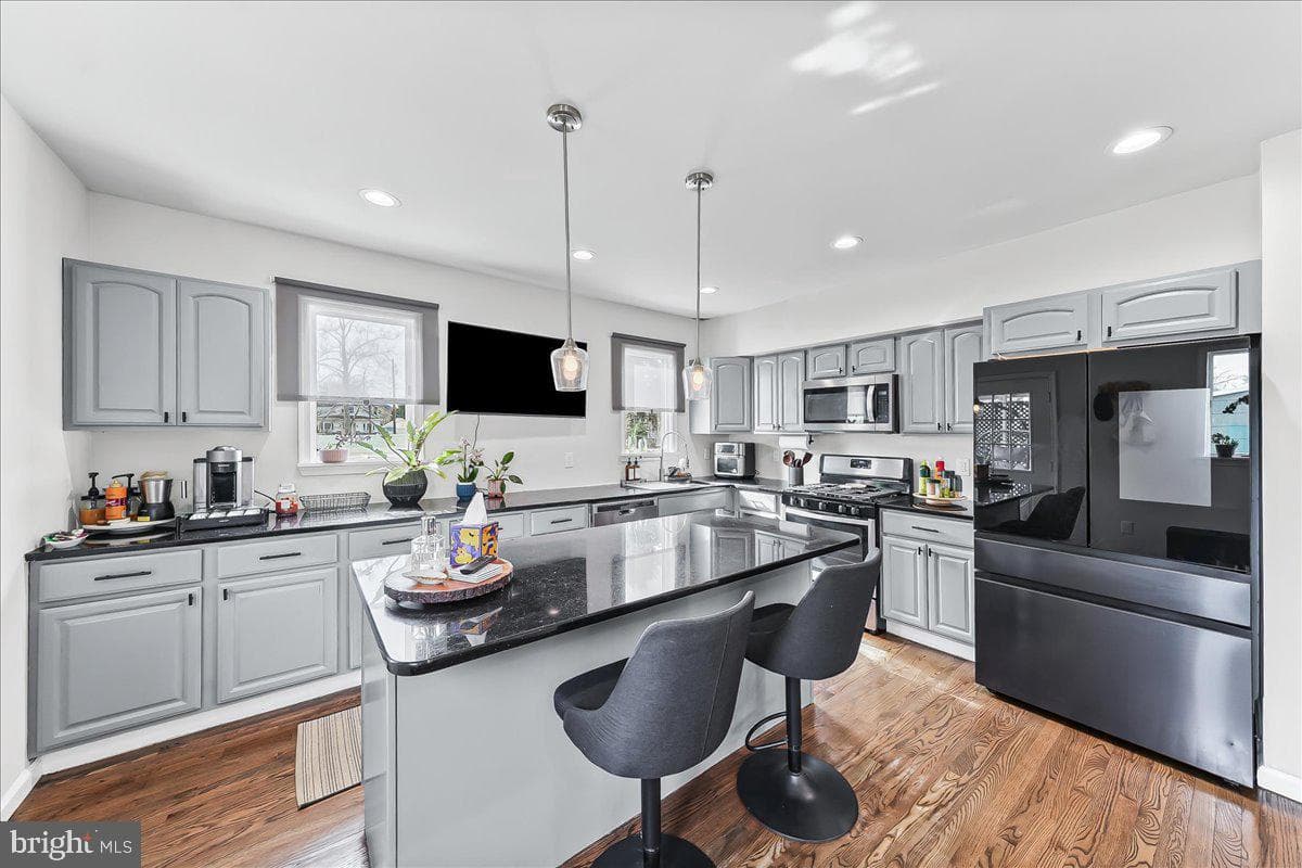 120 Lewis Avenue photo 13
