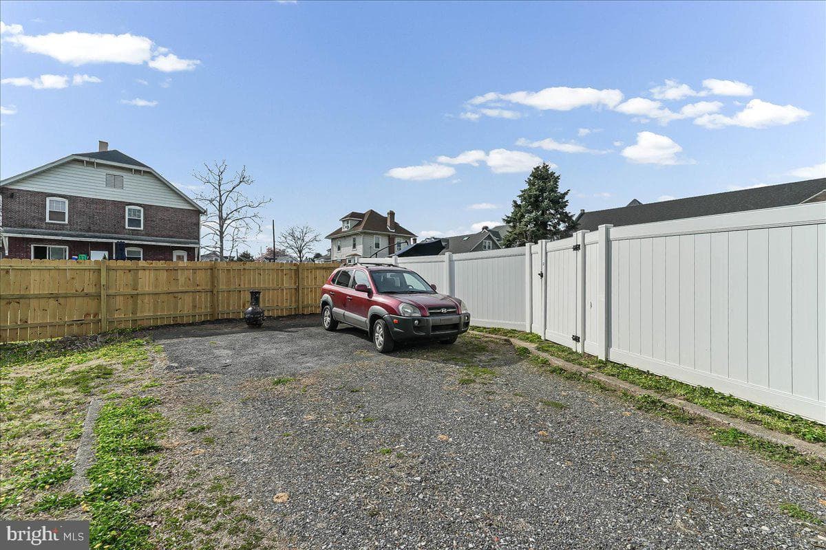 120 Lewis Avenue photo 30