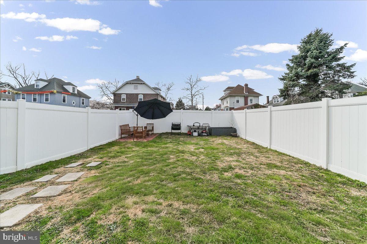 120 Lewis Avenue photo 31