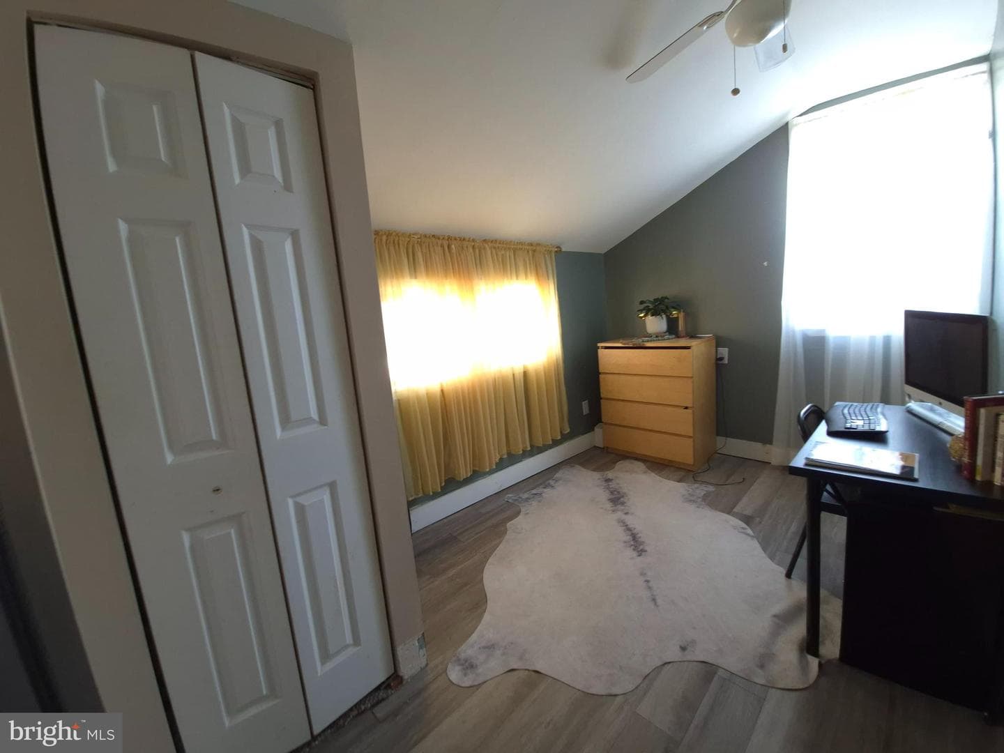 916 Spruce Street photo 24