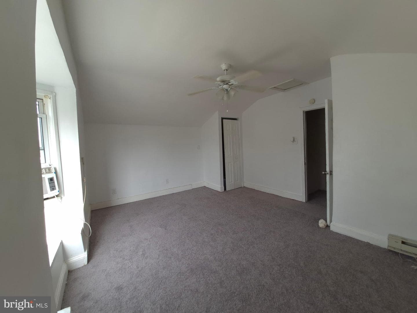 916 Spruce Street photo 31
