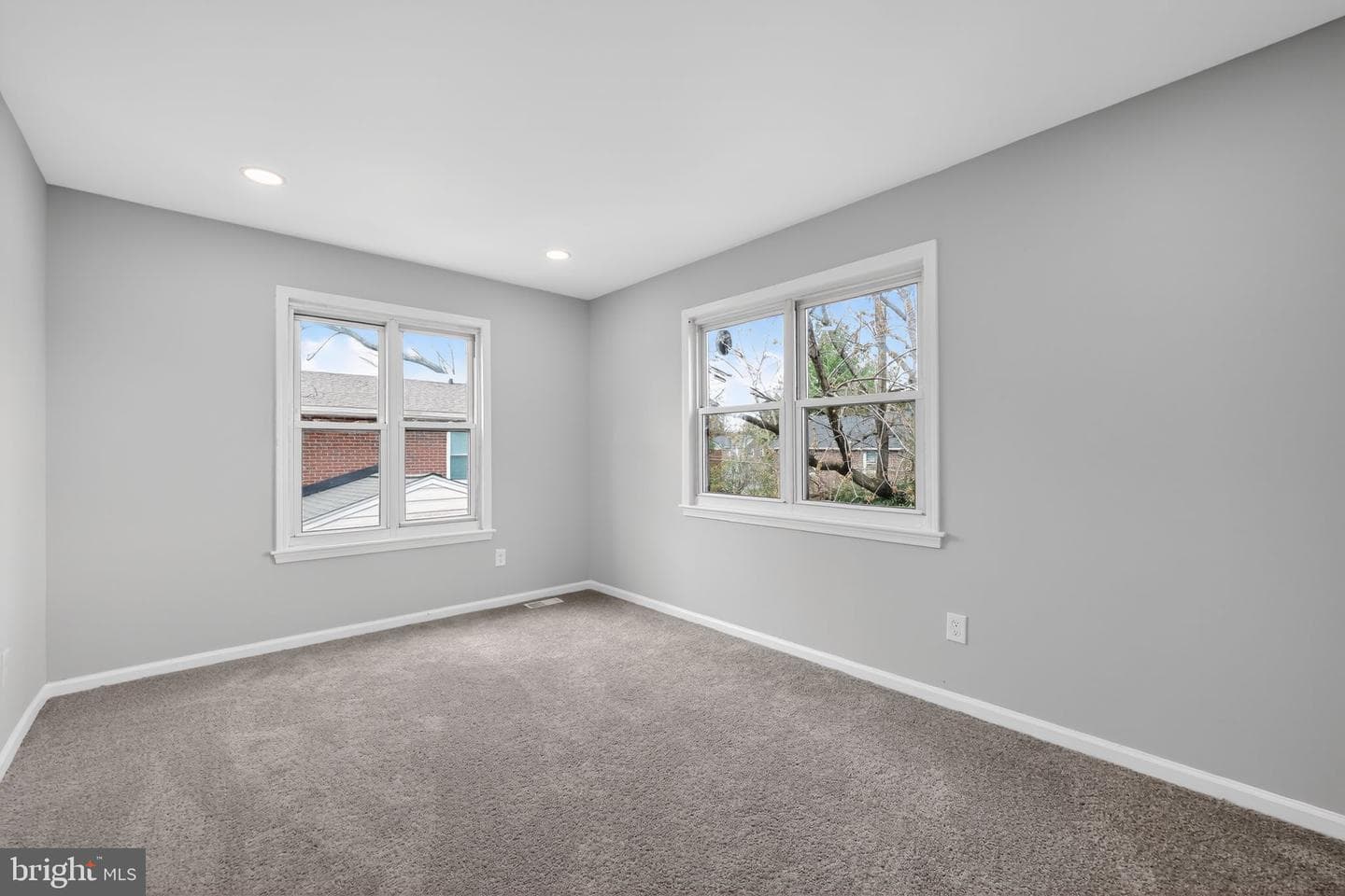 129 Shisler Avenue photo 9