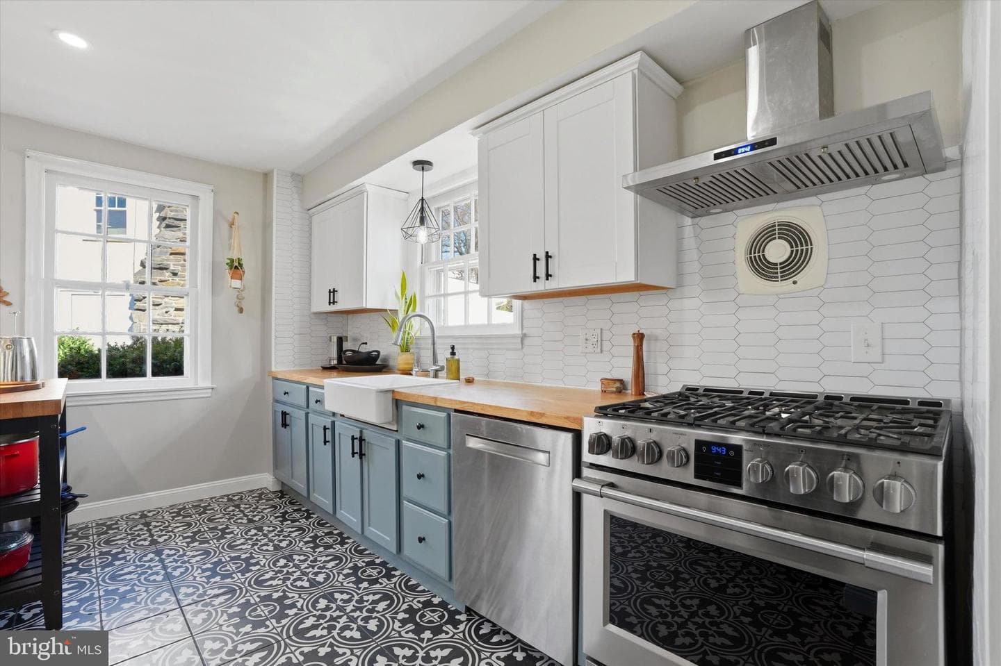 307 Valley Road photo 15