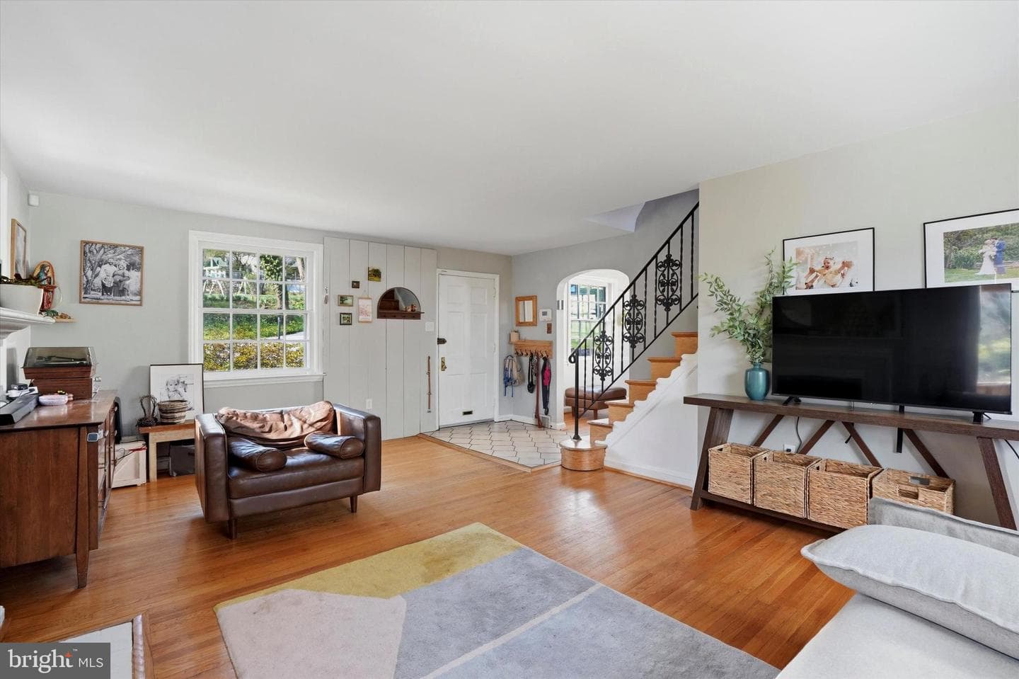 307 Valley Road photo 9