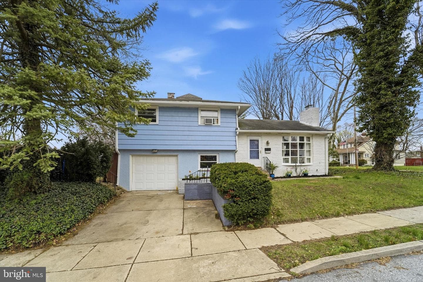 601 S Elmwood Ave photo 2