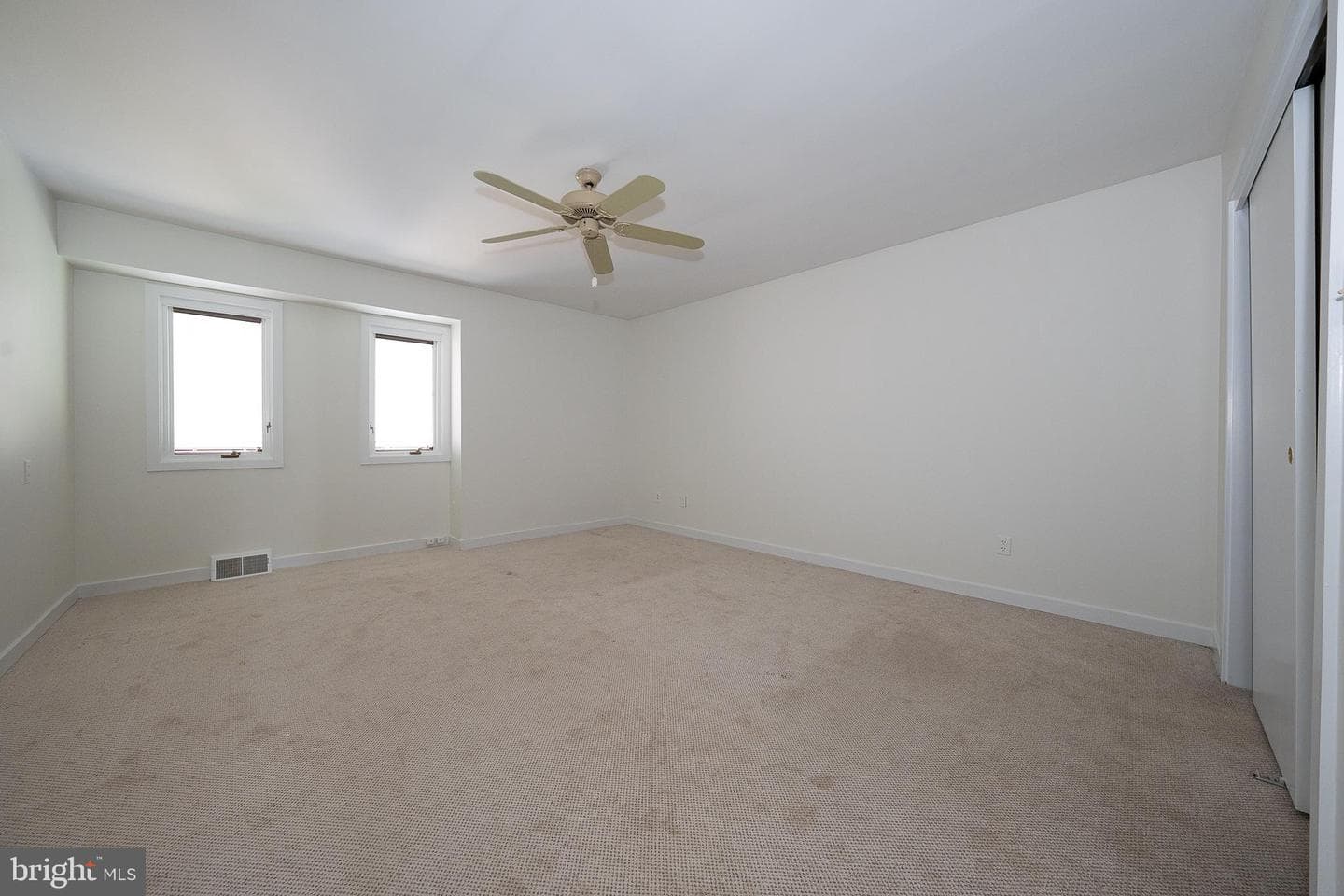 112 Cove Lane photo 30