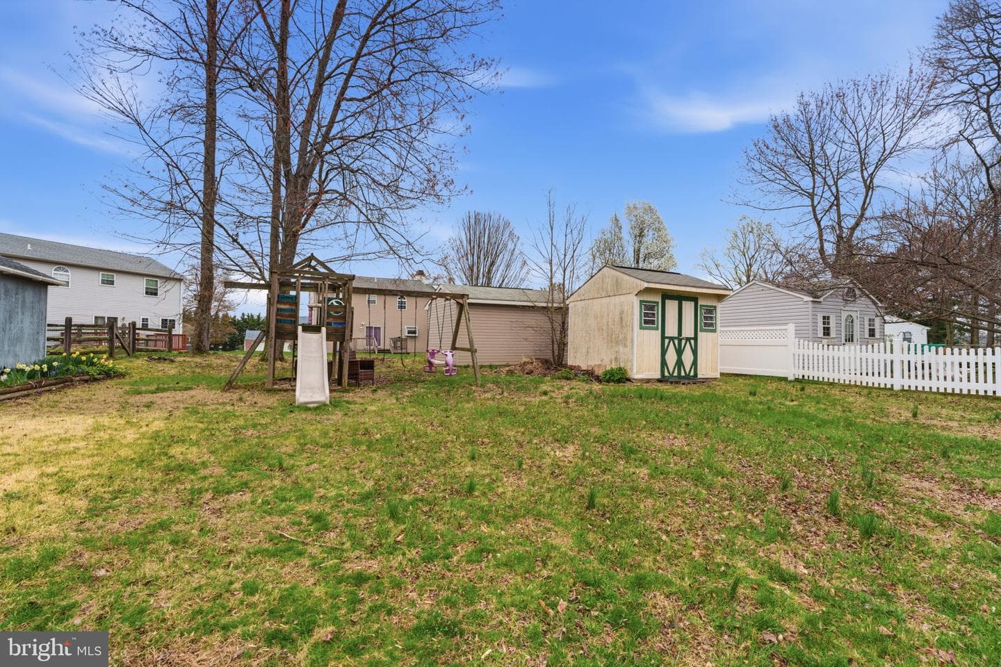4050 Yorktown Drive photo 29