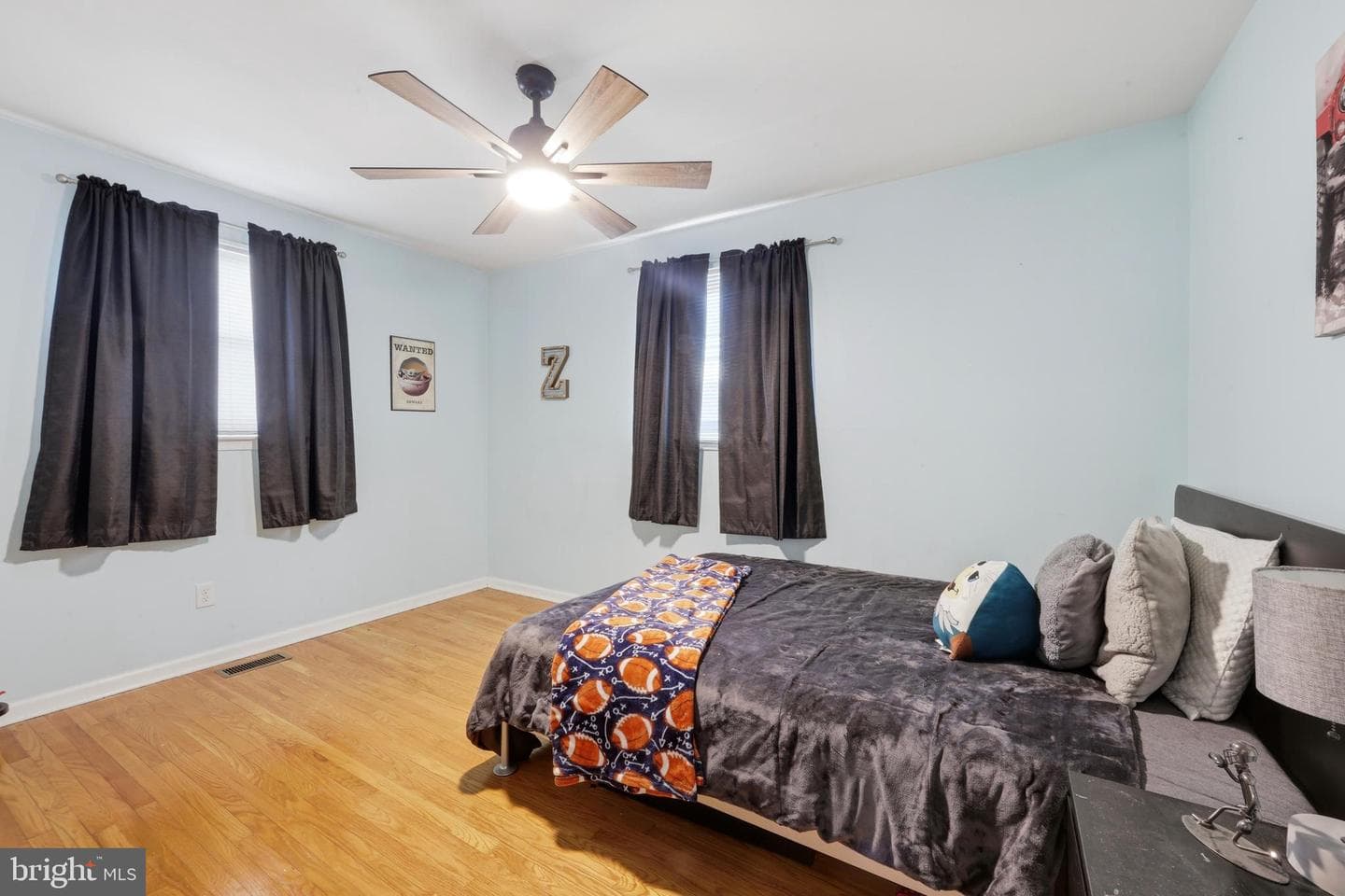 129 E Maple Avenue photo 11