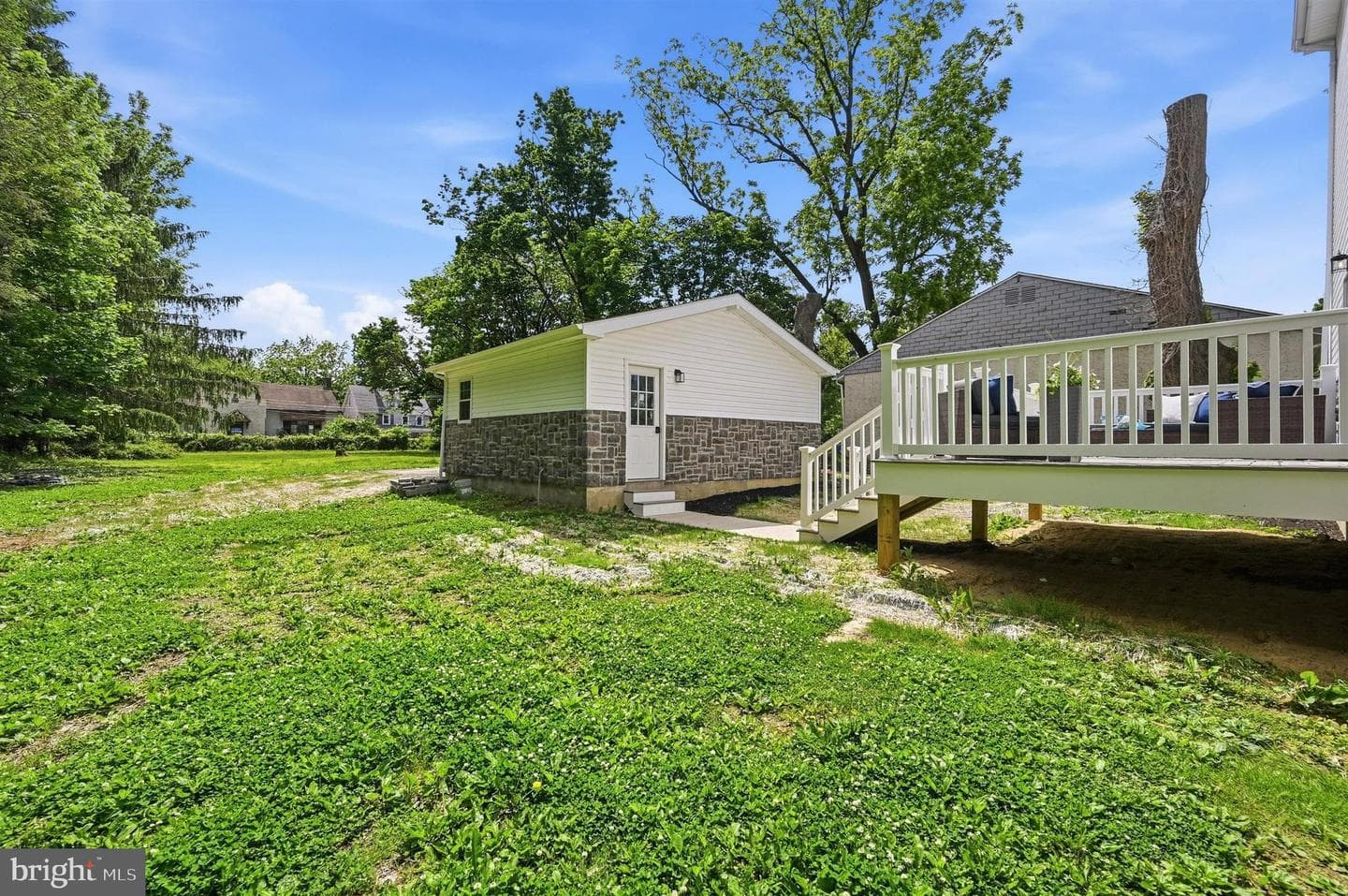 614 Wallingford Avenue photo 31