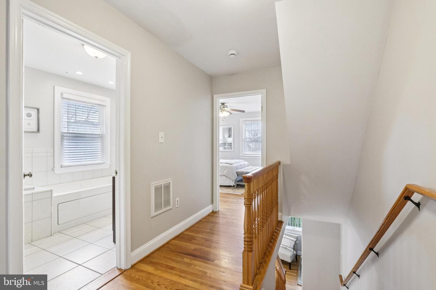 205 N Aberdeen Avenue photo 18