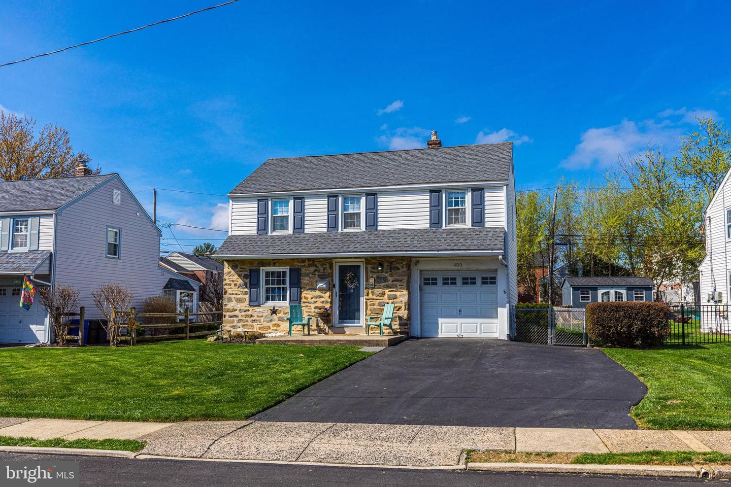 409 Holmes Road photo 1