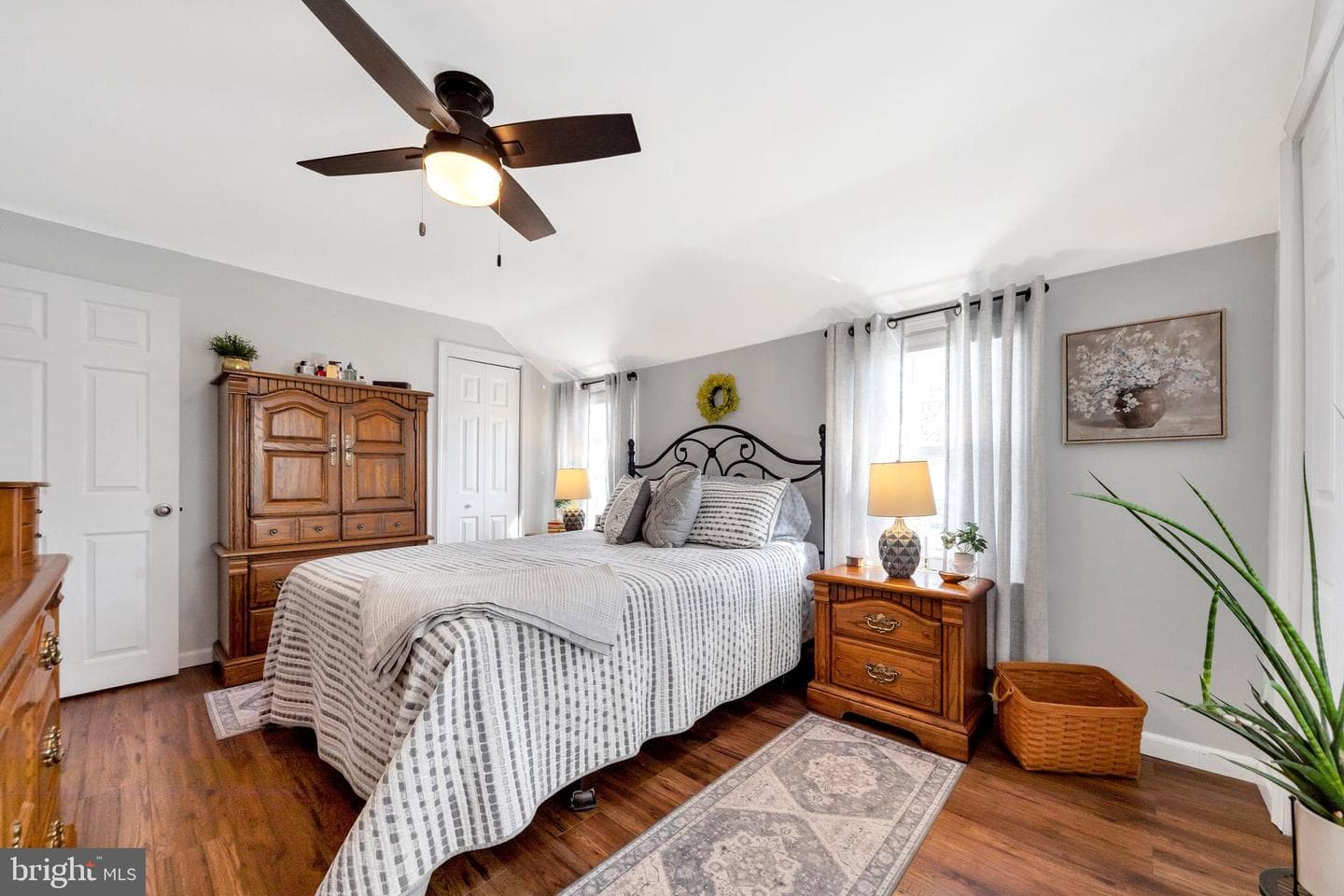 409 Holmes Road photo 16