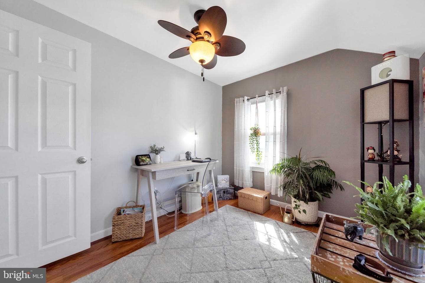 409 Holmes Road photo 19